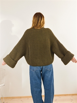 2409-03 Penny Cardigan 3